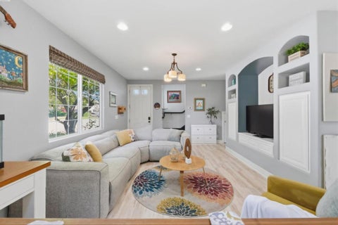 Photo of 17765 Calle Hermosa, Morgan Hill, CA 95037 (MLS # ML82053588)