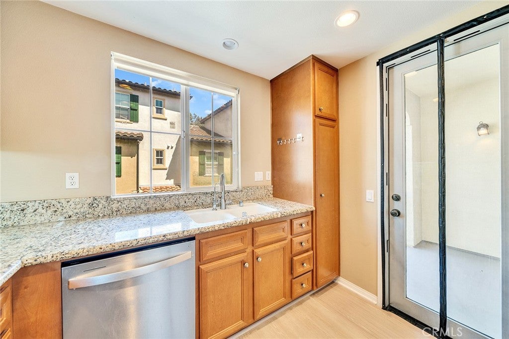 46 Perennial, Irvine CA 92603 - Photo 21