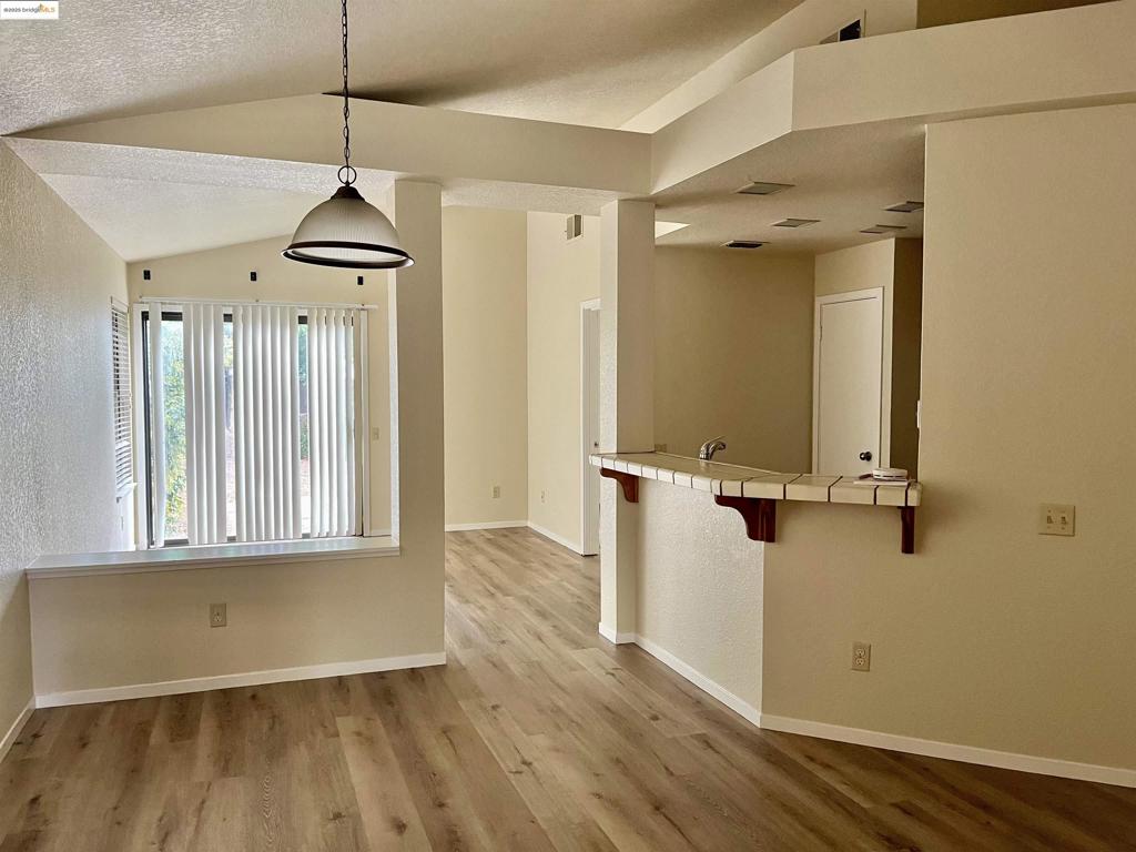 DEER CREEK - Residential Lease