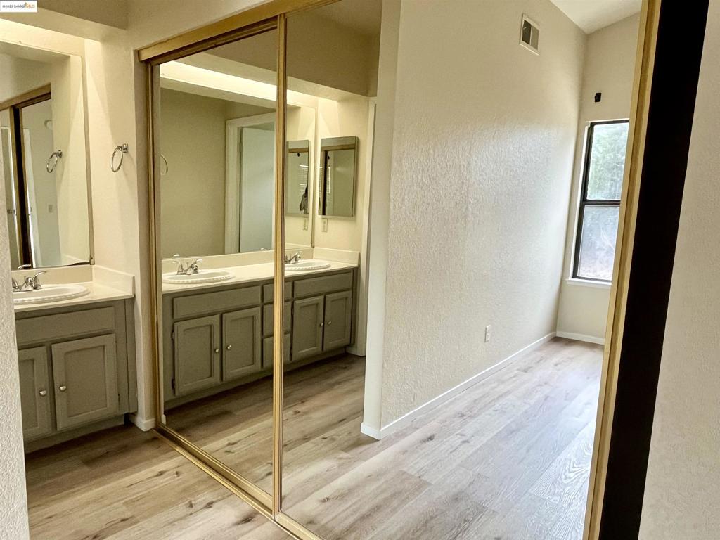 DEER CREEK - Residential Lease