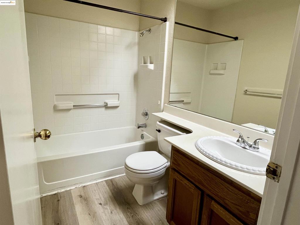 DEER CREEK - Residential Lease