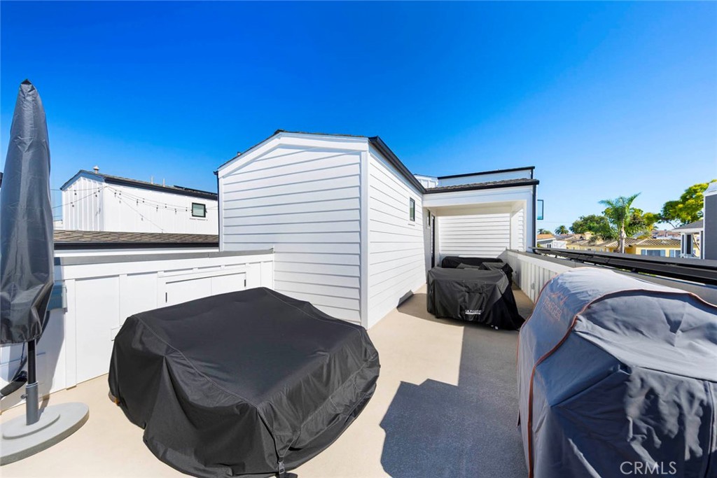 Corona del Mar North of PCH (CNHW) - Residential Lease
