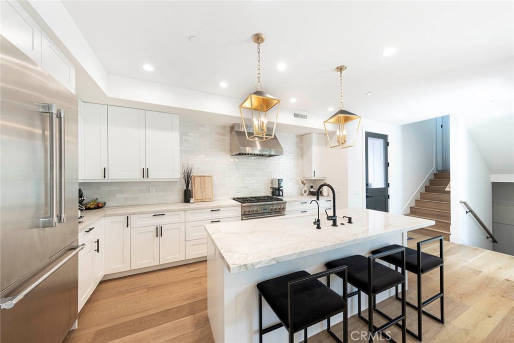 Corona del Mar North of PCH (CNHW) - Residential Lease