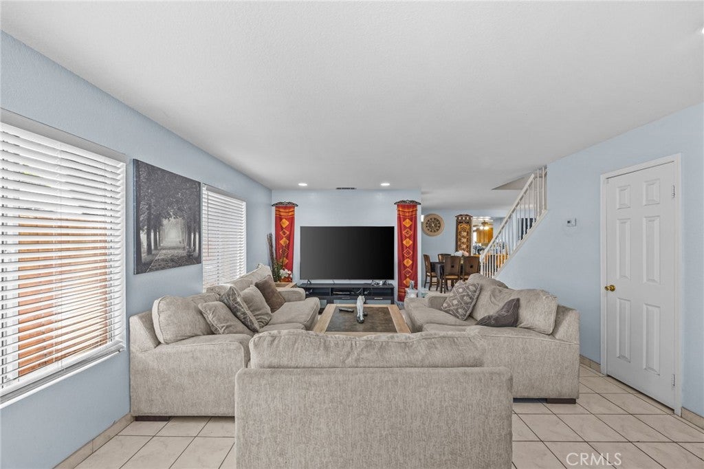 1450 W 9th