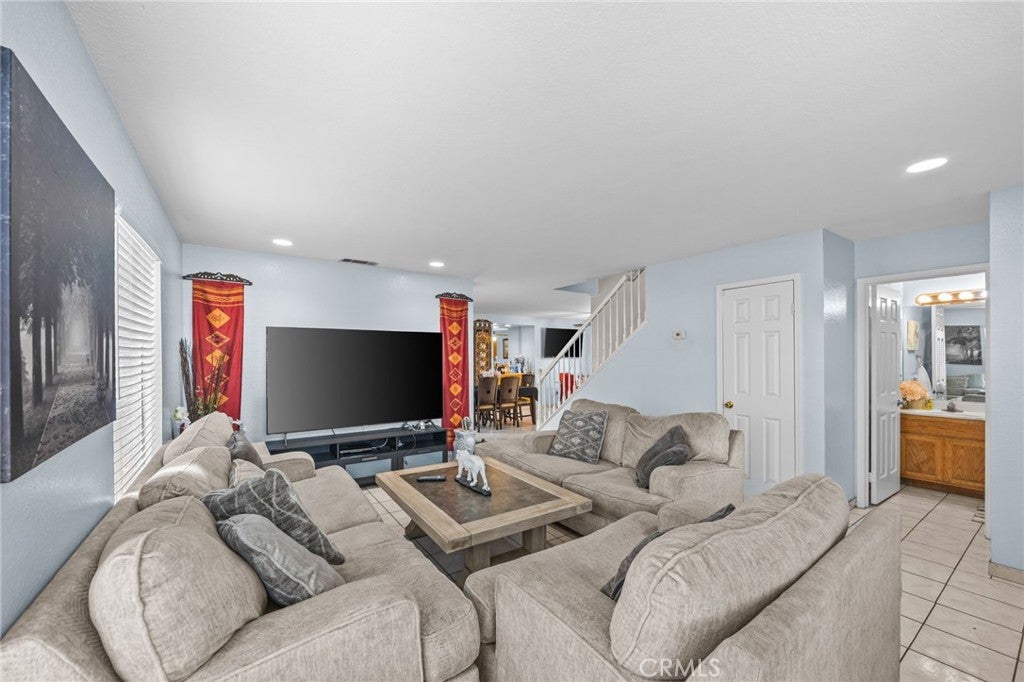 1450 W 9th