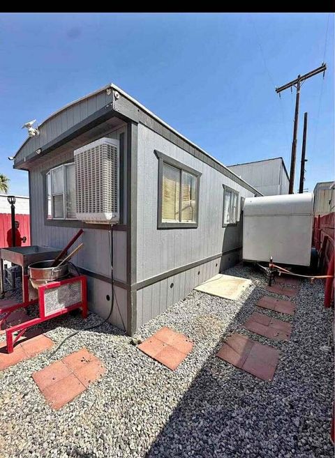 Photo of 6854 Adobe Street #38, Joshua Tree, CA 92252 (MLS # 219135958DA)