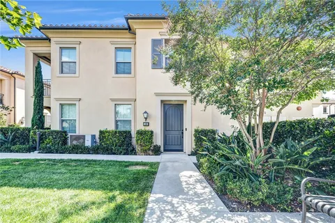 MLS: OC26100076
