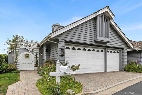 Photo of 5 Northampton Court, Newport Beach, CA 92660 (MLS # LG26125369)