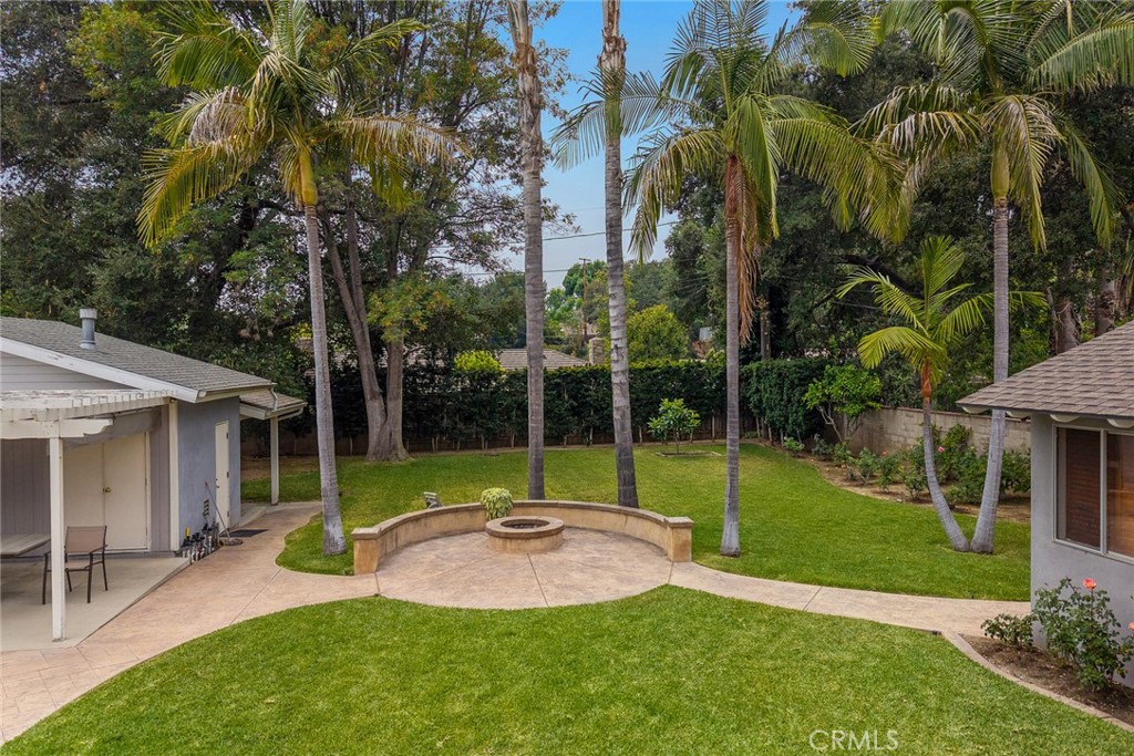 1529 Highland Oaks