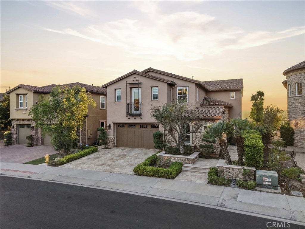27631 Manor Hill