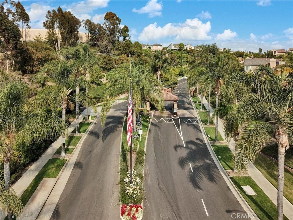 27631 Manor Hill