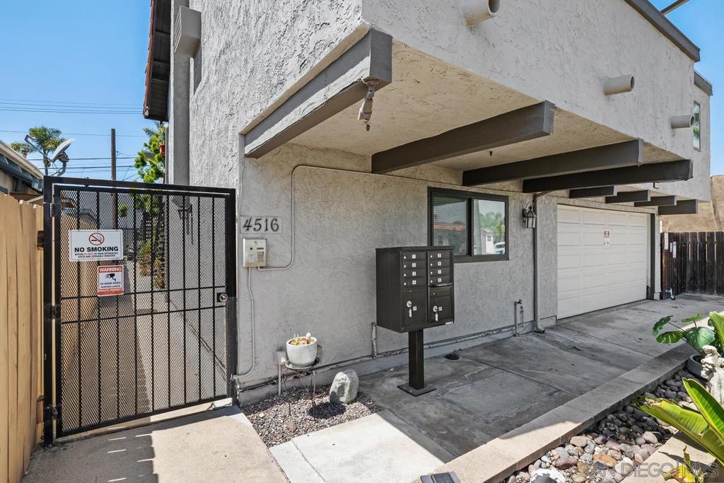 4516 32nd Street 2