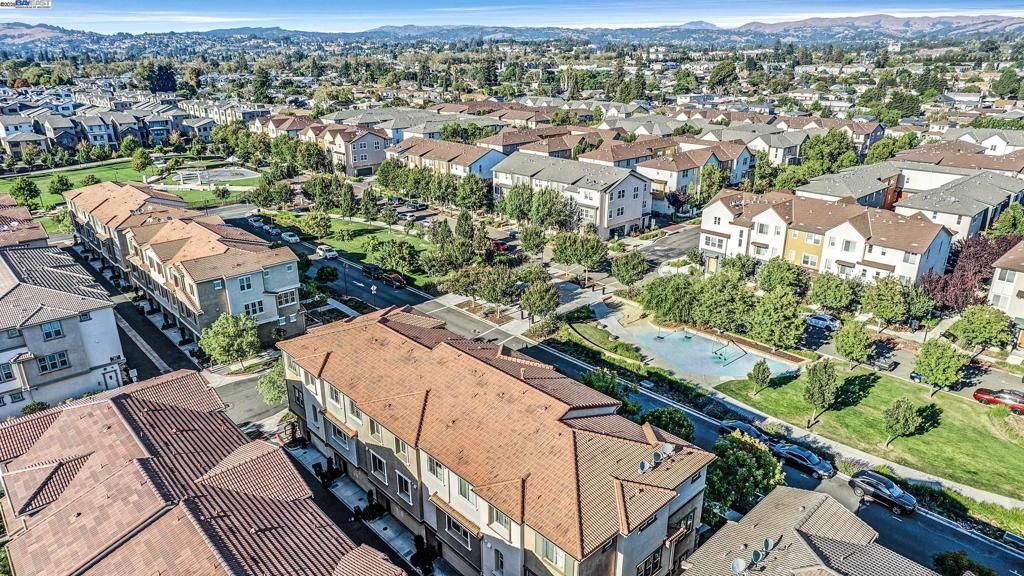 listing image 130727749661122975357