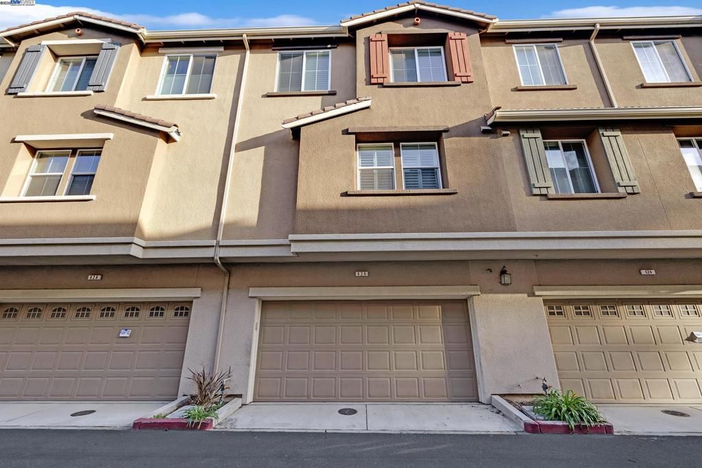 listing image 130722522010211878800