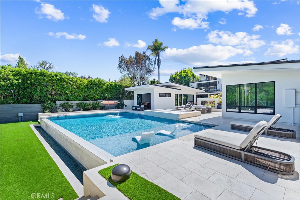 Corona Highlands (CORH) - Residential