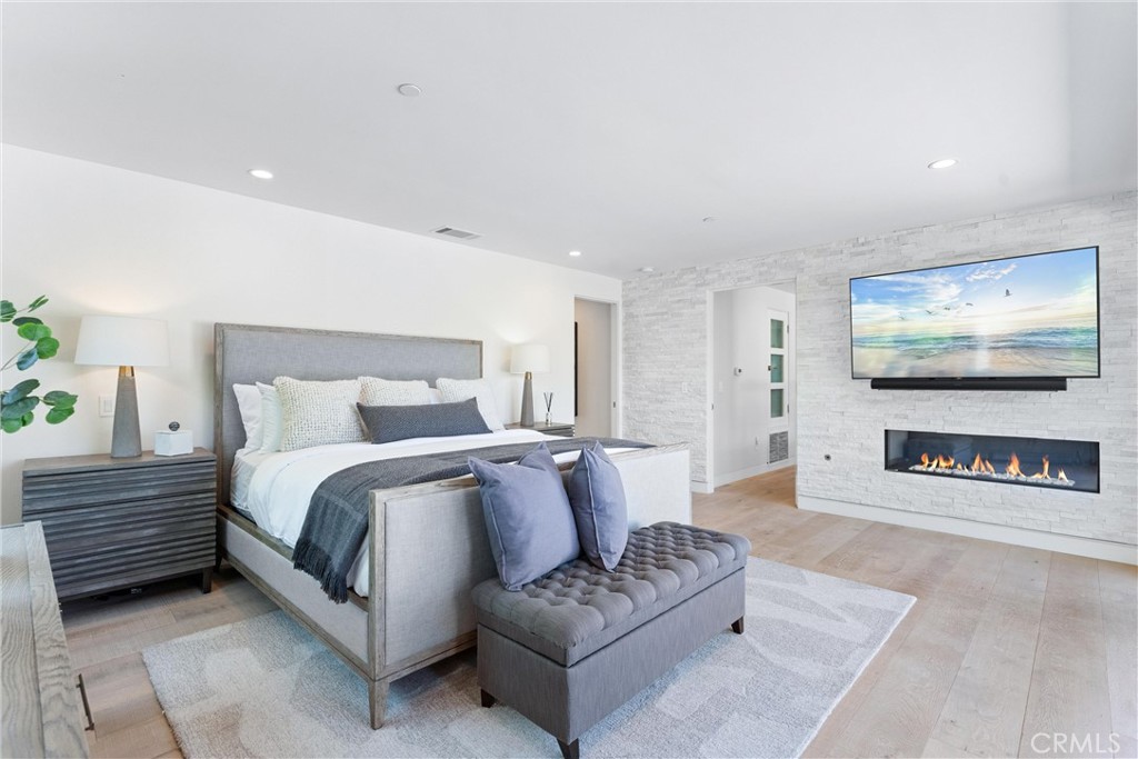 Corona Highlands (CORH) - Residential