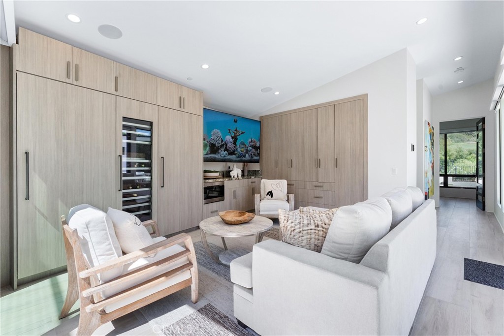 Corona Highlands (CORH) - Residential