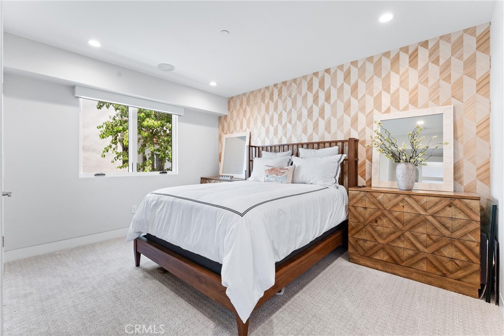 Corona Highlands (CORH) - Residential