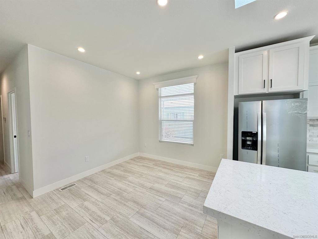 2130 Sunset Dr 80