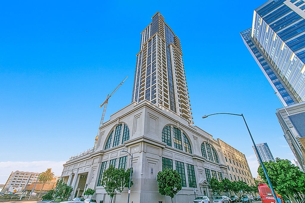 listing image 130722025580623794571