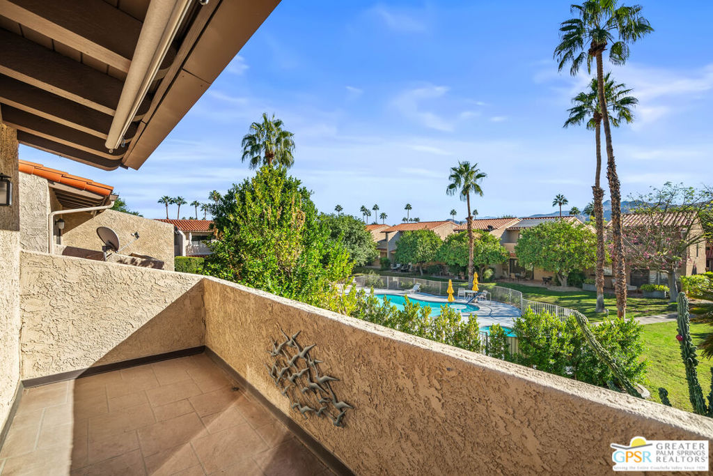 Sundial Condos - Residential