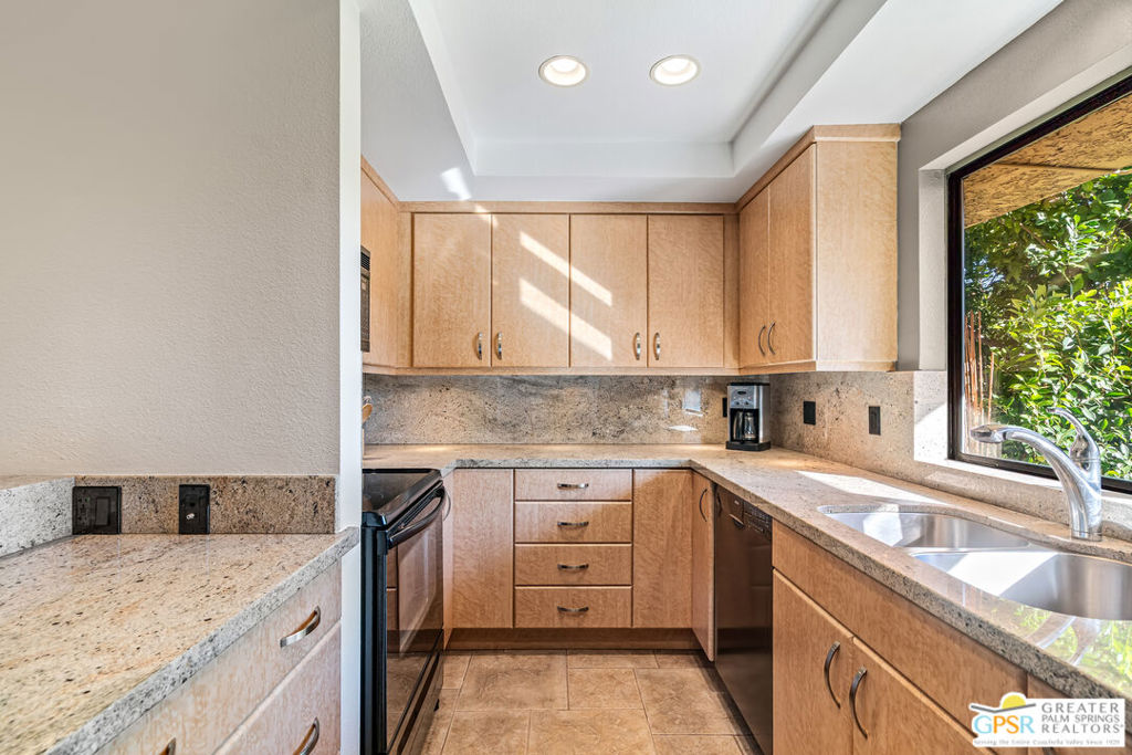 Sundial Condos - Residential