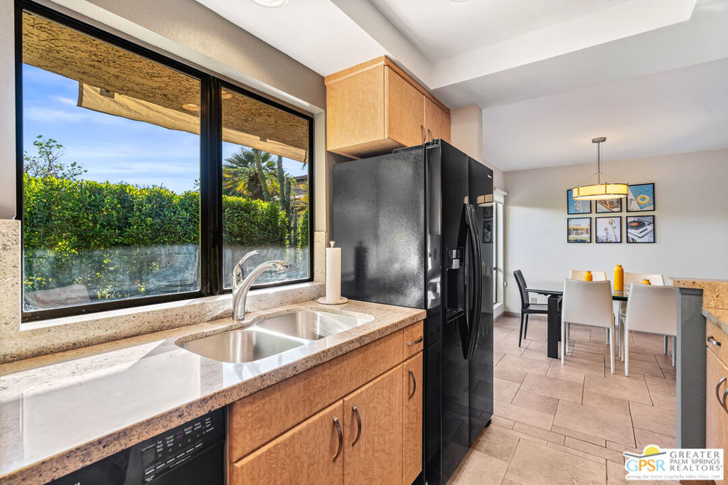 Sundial Condos - Residential