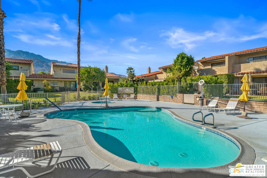 Sundial Condos - Residential