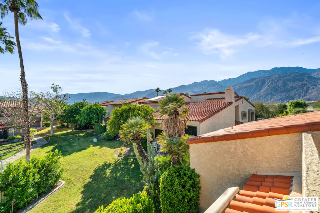 Sundial Condos - Residential