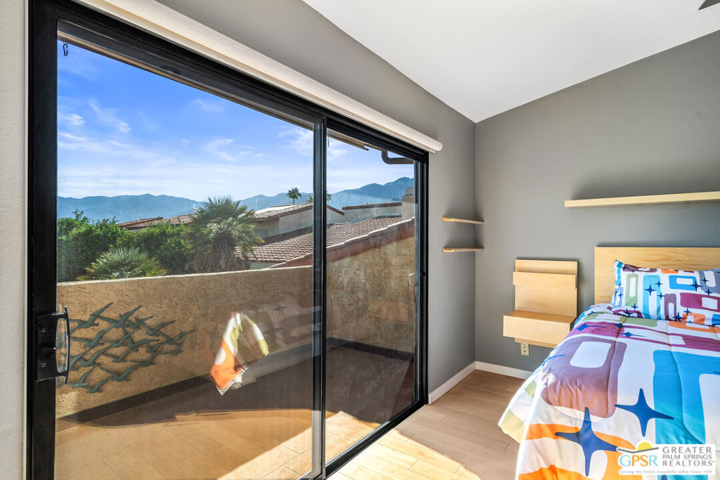 Sundial Condos - Residential