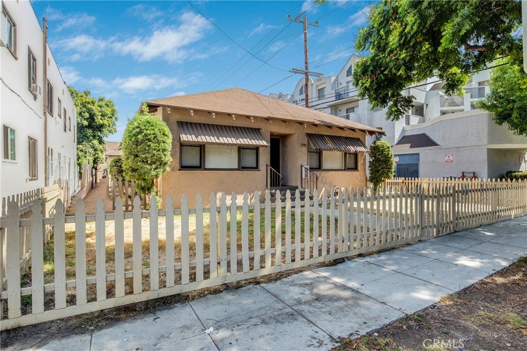 531 W 5th Street