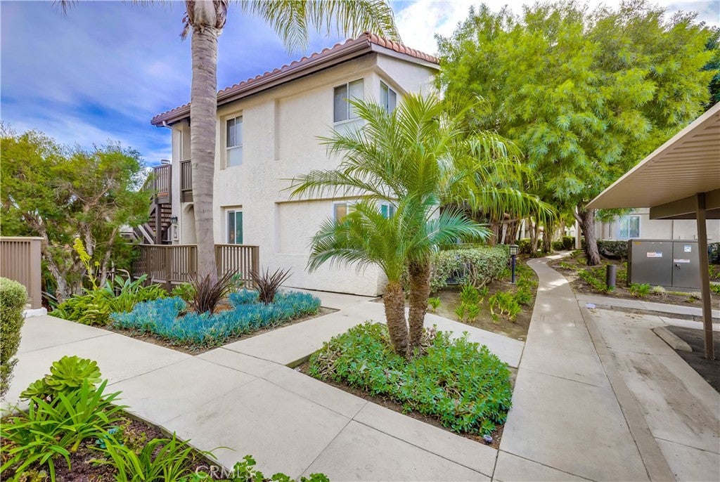 26 Corniche Drive D