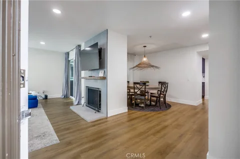 MLS: OC26217631