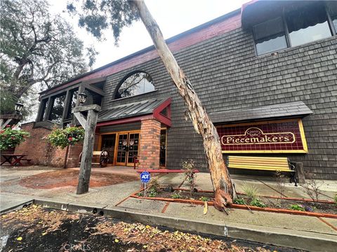 1720 ADAMS Avenue Costa Mesa CA 92626