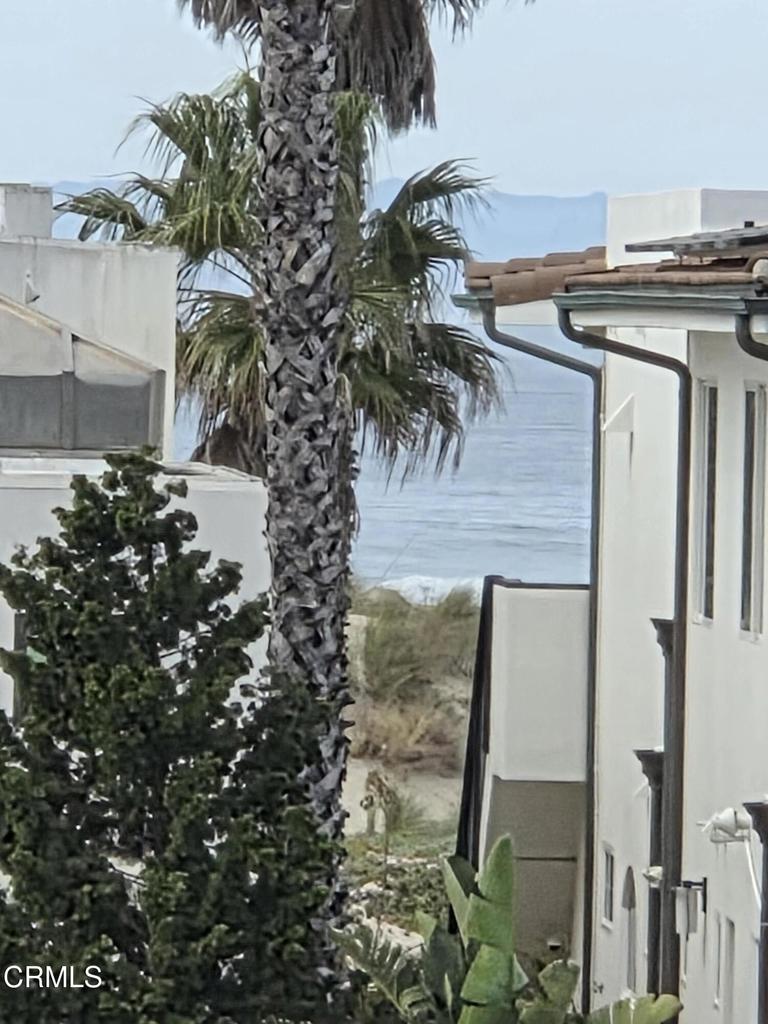 Oxnard, California, 93035, United States, 3 Bedrooms Bedrooms, ,4 BathroomsBathrooms,Residential,Active,2026326