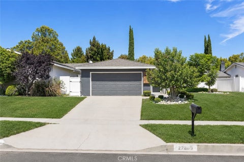 Photo of 23931 Bessemer Street, Woodland Hills, CA 91367 (MLS # SR26181493)