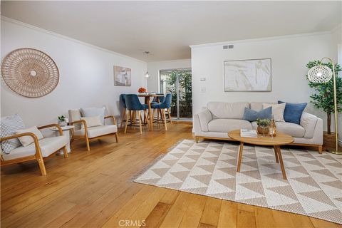 Photo of 1119 Reed Avenue #2, San Diego, CA 92109 (MLS # OC26033281)