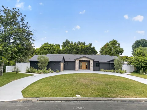 MLS: SR26144203