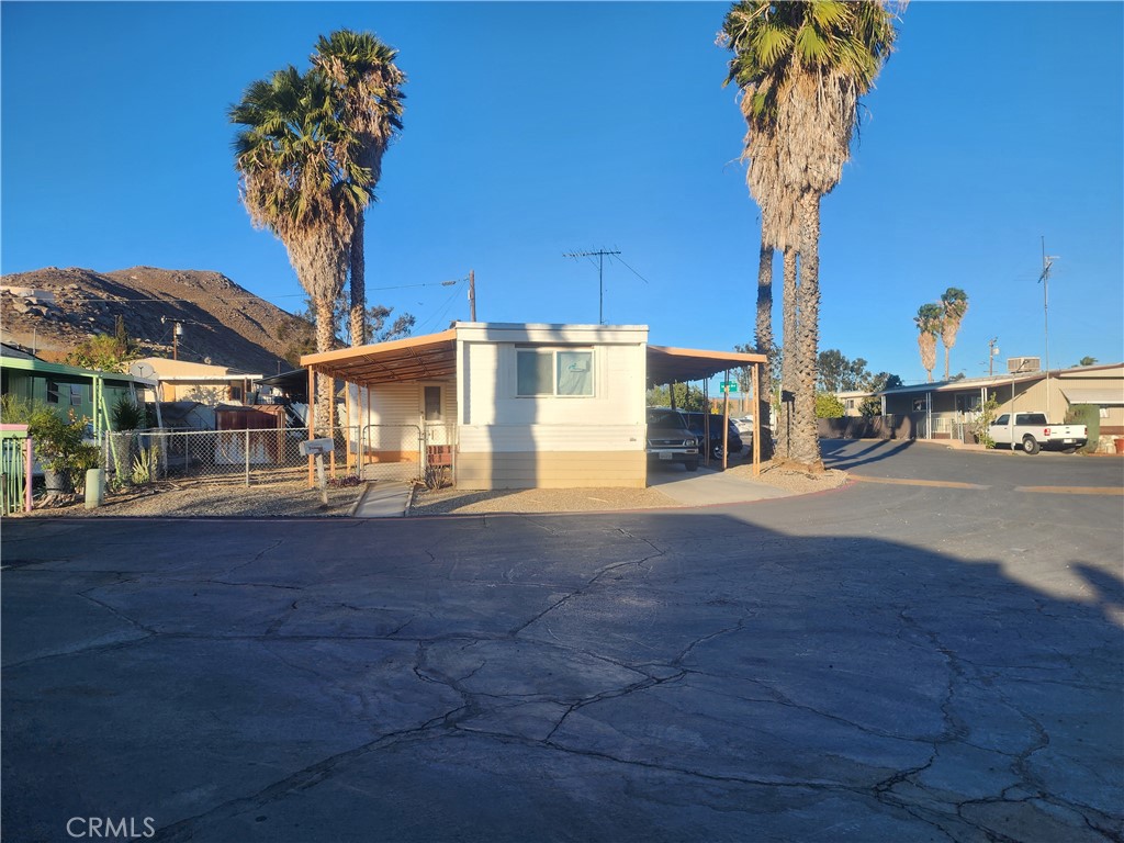 3319 AVALON Street 78