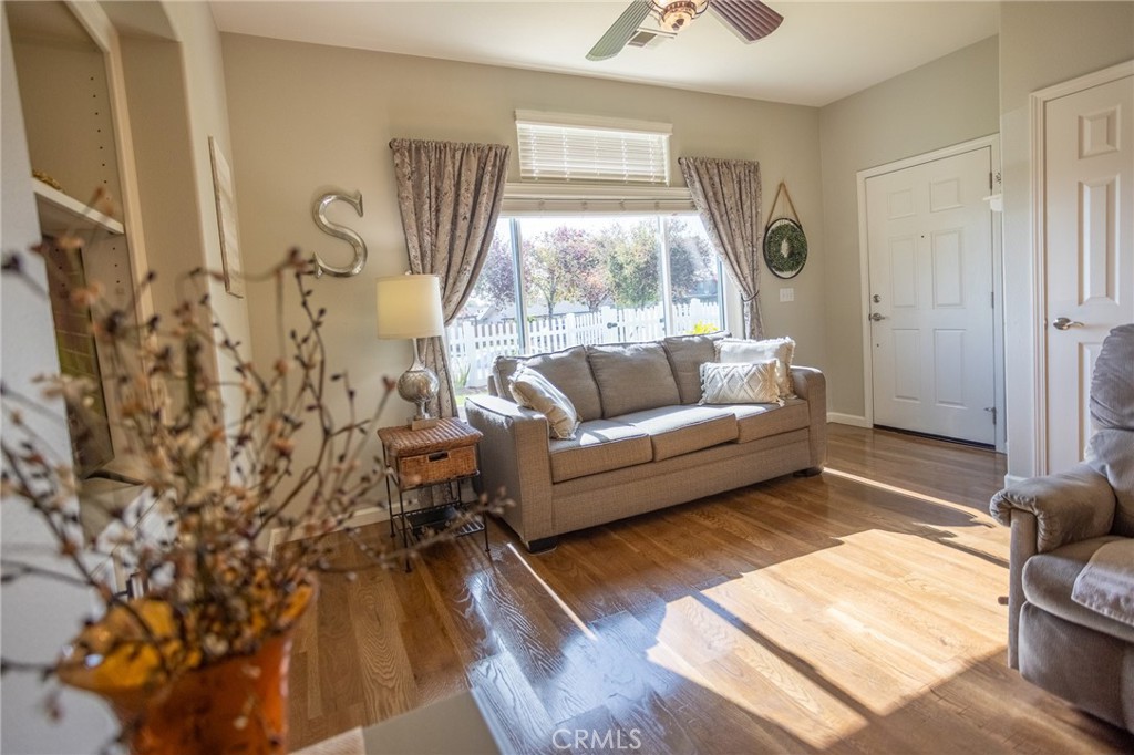 433 S Oak Park