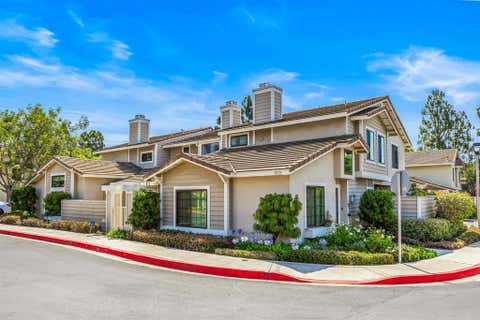Photo of 3935 Caminito Del Mar Surf, San Diego, CA 92130 (MLS # NDP2605628)