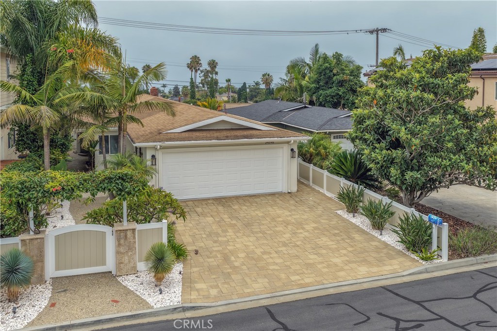 34595 Calle Portola