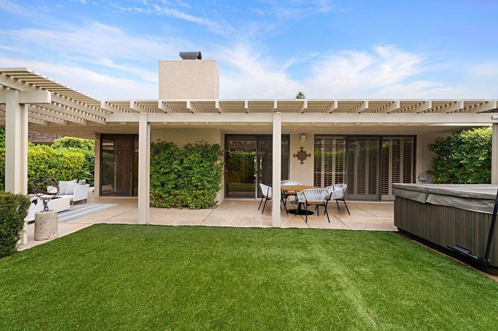 The Springs C.C. - Residential