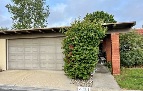 Photo of 2333 Vista Hogar, Newport Beach, CA 92660 (MLS # NP26099936)