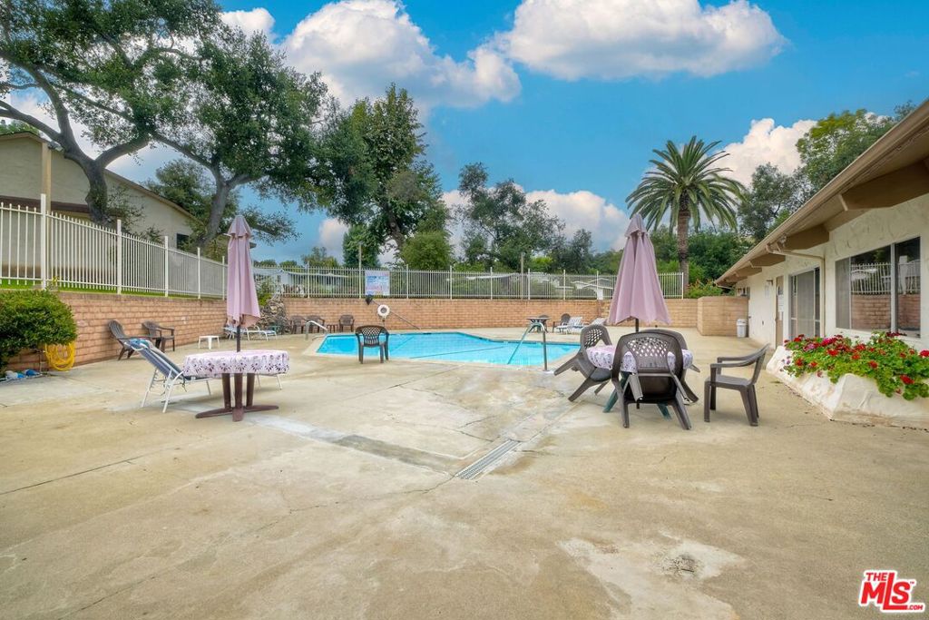 3909 Reche Rd 40