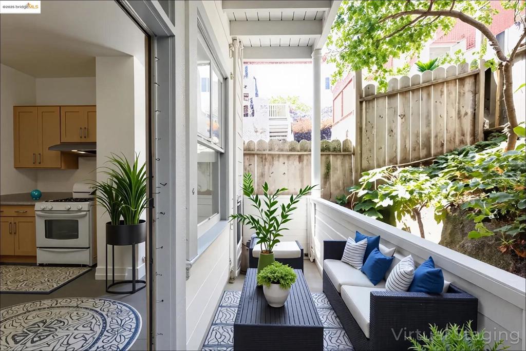 NOB HILL - Residential