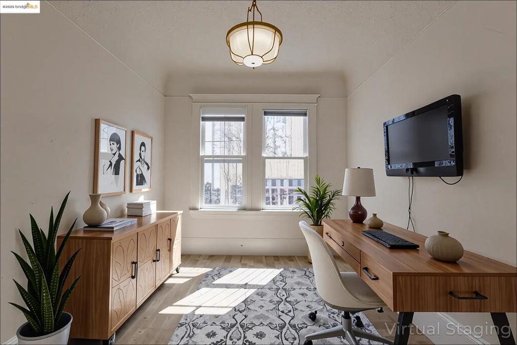 NOB HILL - Residential