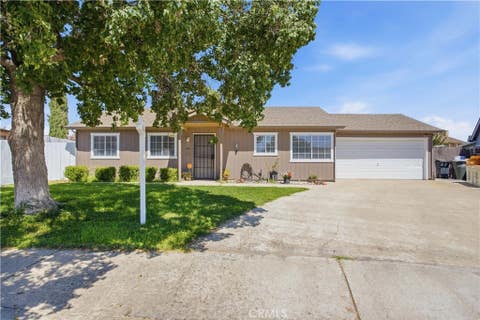 Photo of 2045 Pajaro Court, Livingston, CA 95334 (MLS # MC26185287)