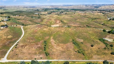 Tiny photo for 0 Crest View, San Miguel, CA 93451 (MLS # NS26081546)