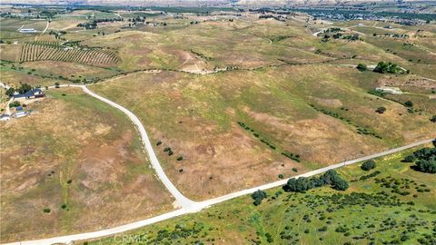 Tiny photo for 0 Crest View, San Miguel, CA 93451 (MLS # NS26081546)